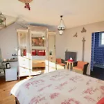 Nocleg ze śniadaniem Aggarthi