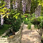 Aggarthi Nocleg ze śniadaniem Bayeux